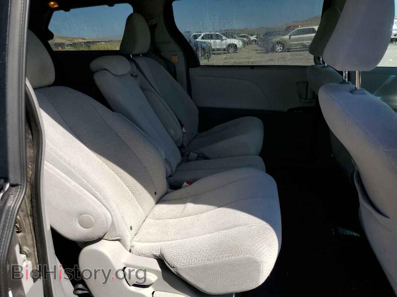 2011 TOYOTA All Models - VIN: 5TDKK3DC4BS123647 - Фото 10