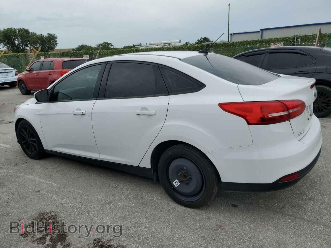 2017 FORD FOCUS - VIN: 1FADP3F28HL338401 - Photo 2
