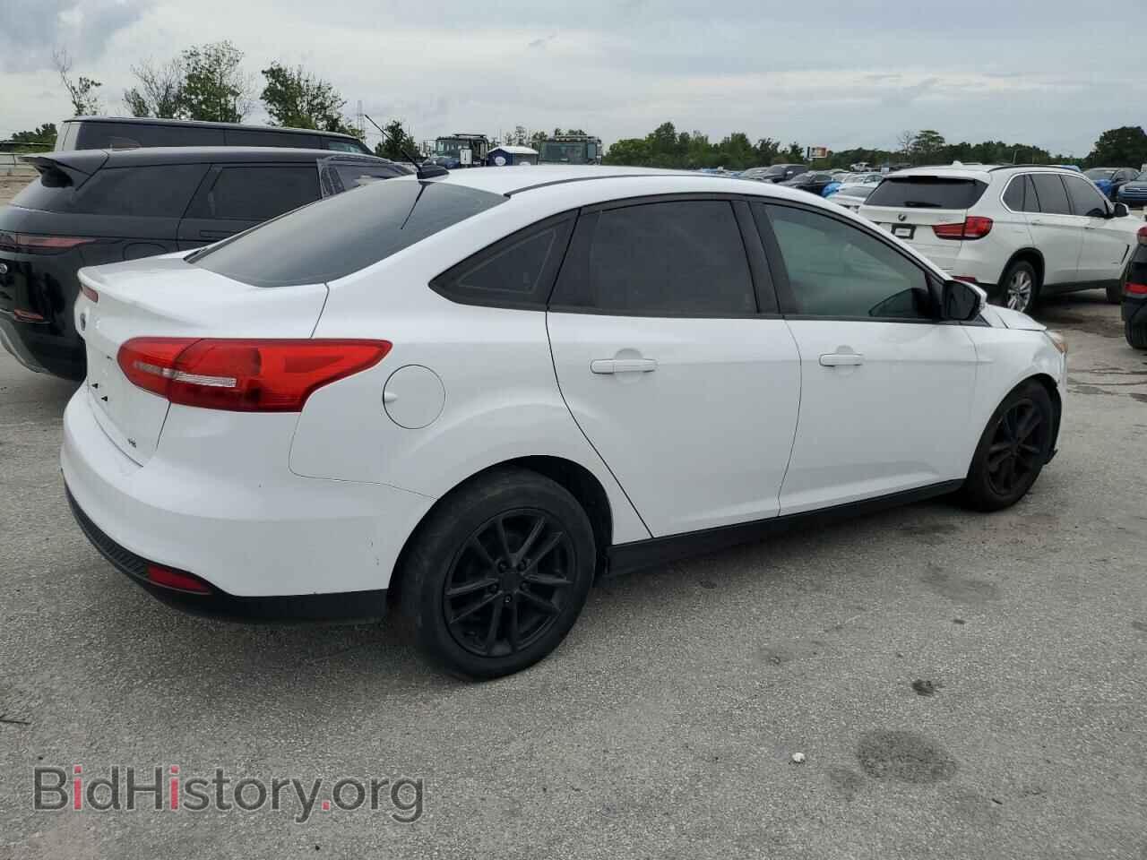2017 FORD FOCUS - VIN: 1FADP3F28HL338401 - Photo 3