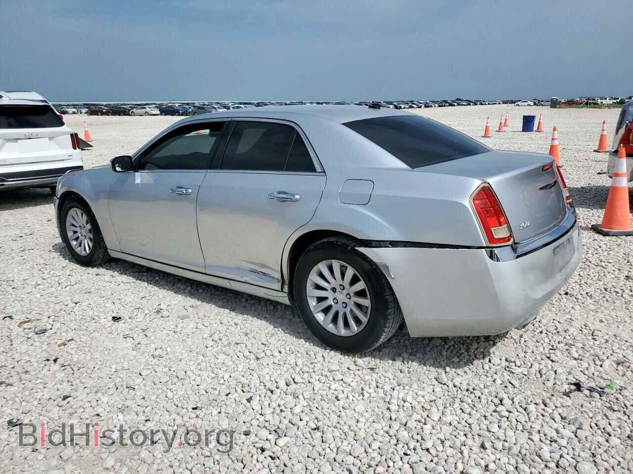 2012 CHRYSLER 300 - VIN: 2C3CCACG8CH182361 - Фото 2