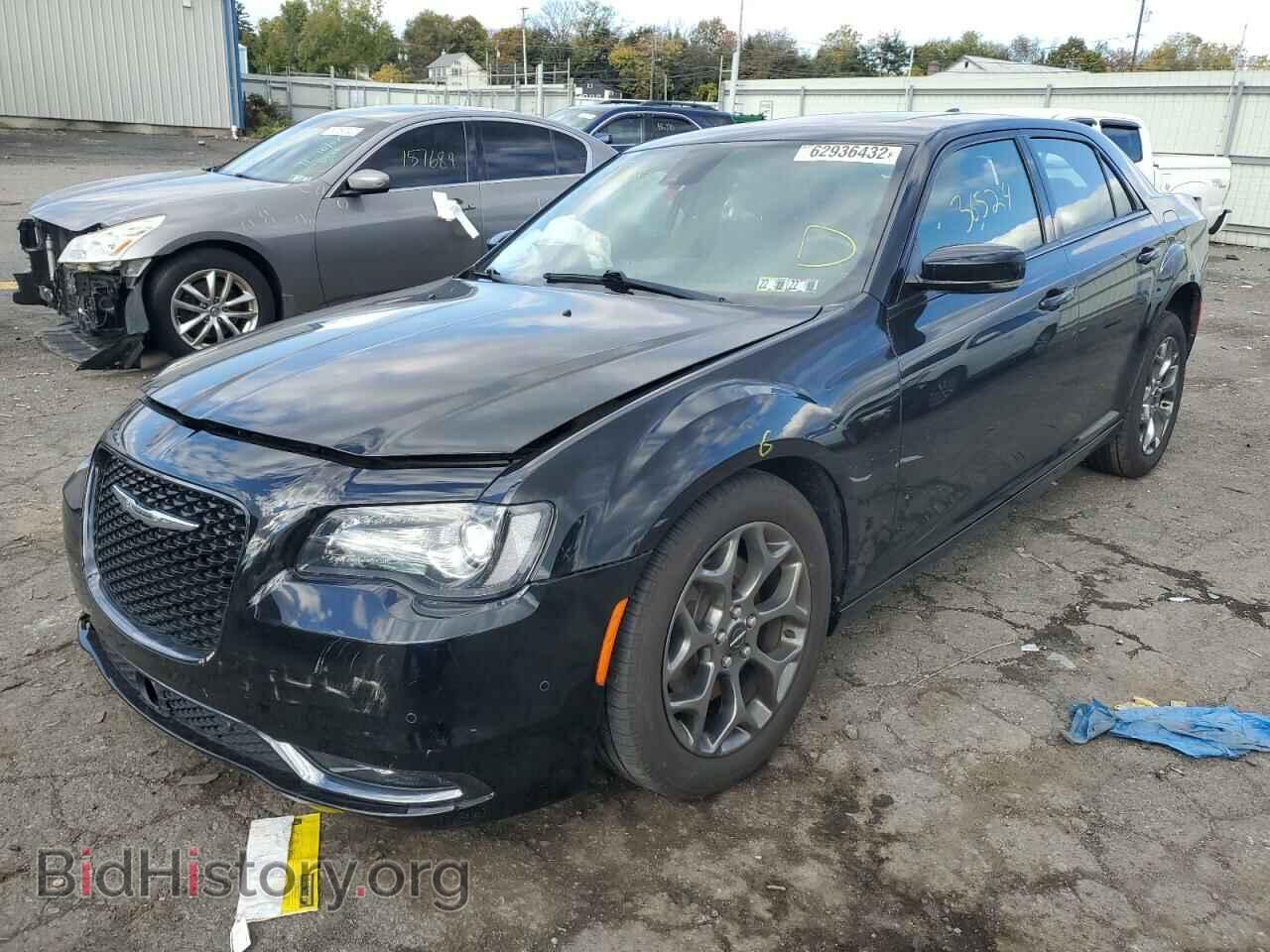 2016 CHRYSLER 300 - VIN: 2C3CCAGGXGH142461 - Фото 2