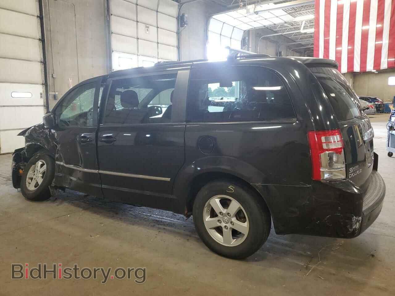 2010 DODGE CARAVAN - VIN: 2D4RN5D19AR444349 - Photo 2