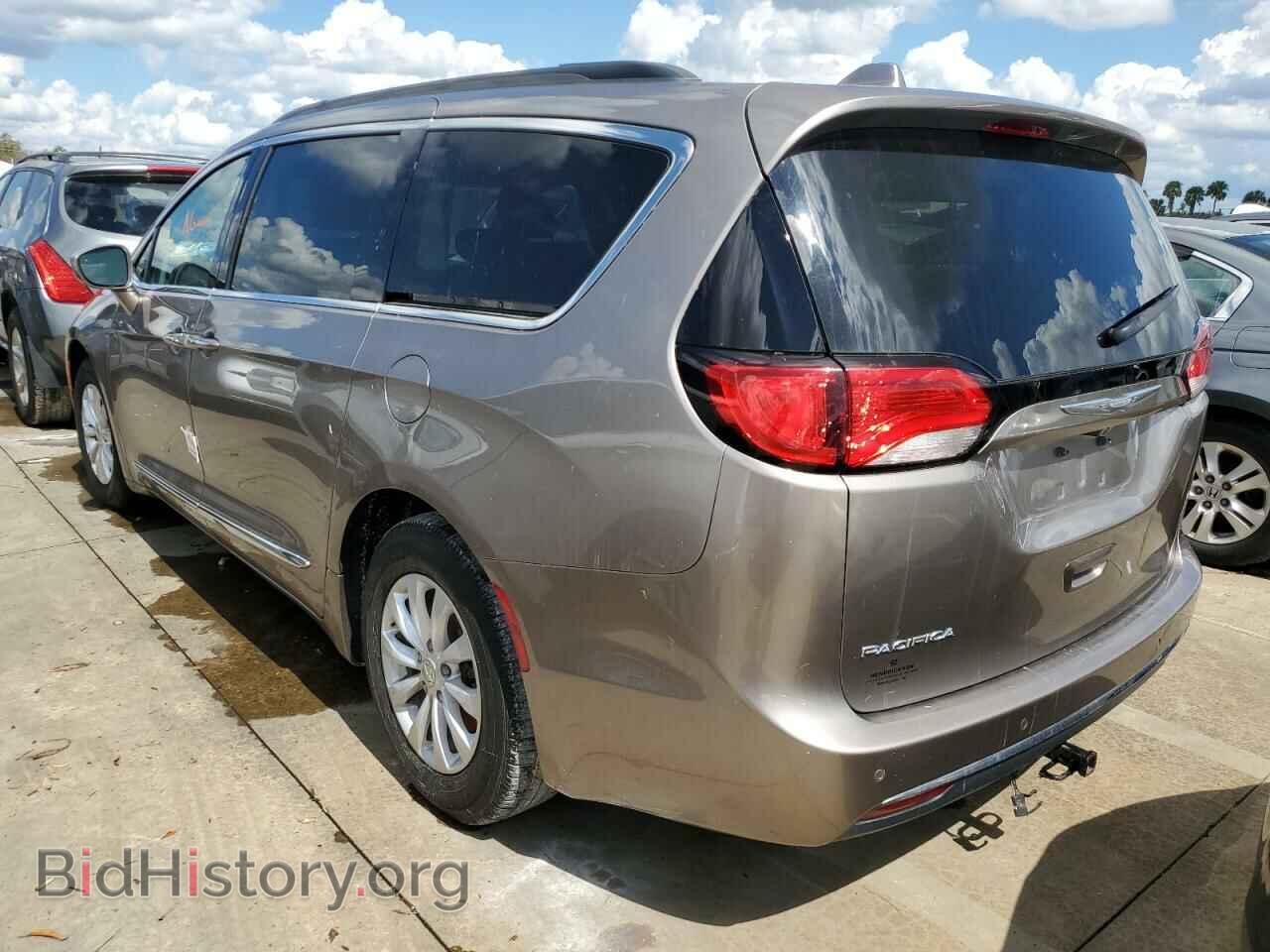 2017 CHRYSLER PACIFICA - VIN: 2C4RC1BG3HR592266 - Photo 3