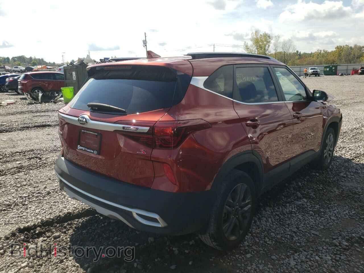 2021 KIA SELTOS - VIN: KNDEUCAA5M7040543 - Фото 4