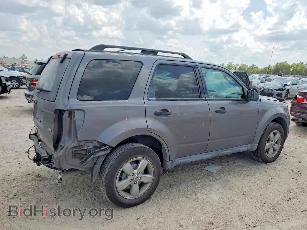 2011 FORD ESCAPE - VIN: 1FMCU0DG3BKB73040 - Photo 3