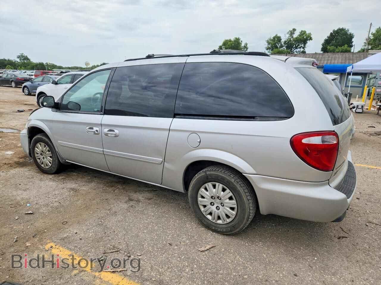 2006 CHRYSLER MINIVAN - VIN: 2A4GP44R26R742175 - Photo 2