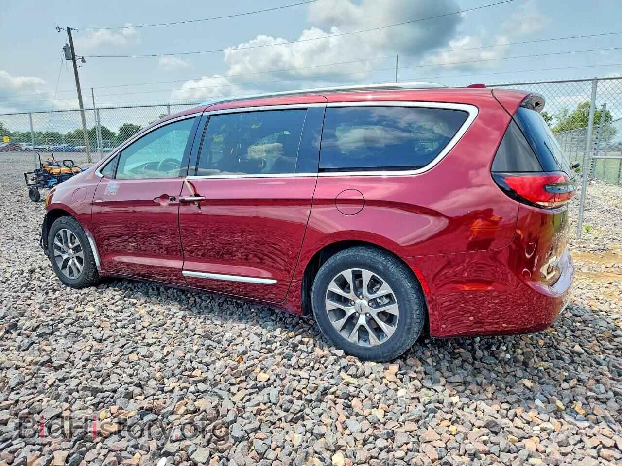 2021 CHRYSLER PACIFICA - VIN: 2C4RC1N72MR548426 - Photo 2
