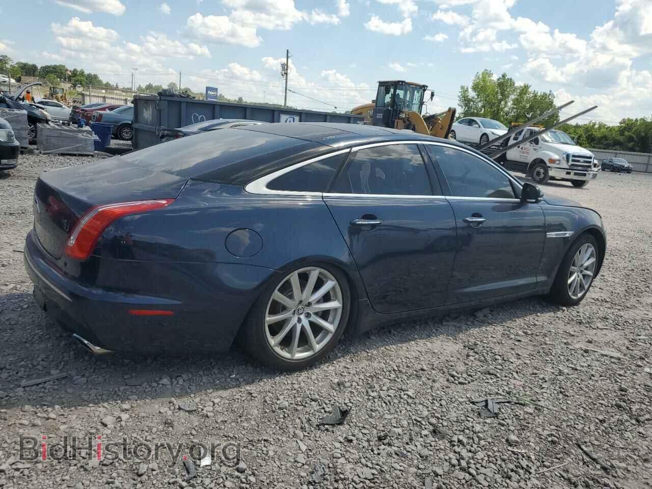 2011 JAGUAR XJ - VIN: SAJWA1CB2BLV17264 - Фото 3
