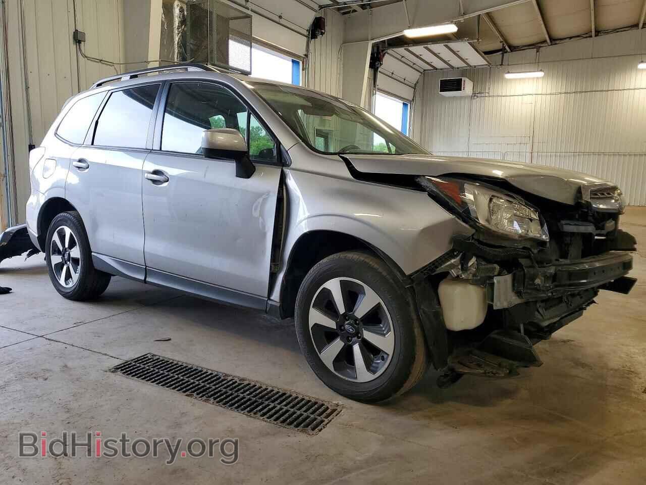 2017 SUBARU FORESTER - VIN: JF2SJAEC5HH585705 - Фото 4