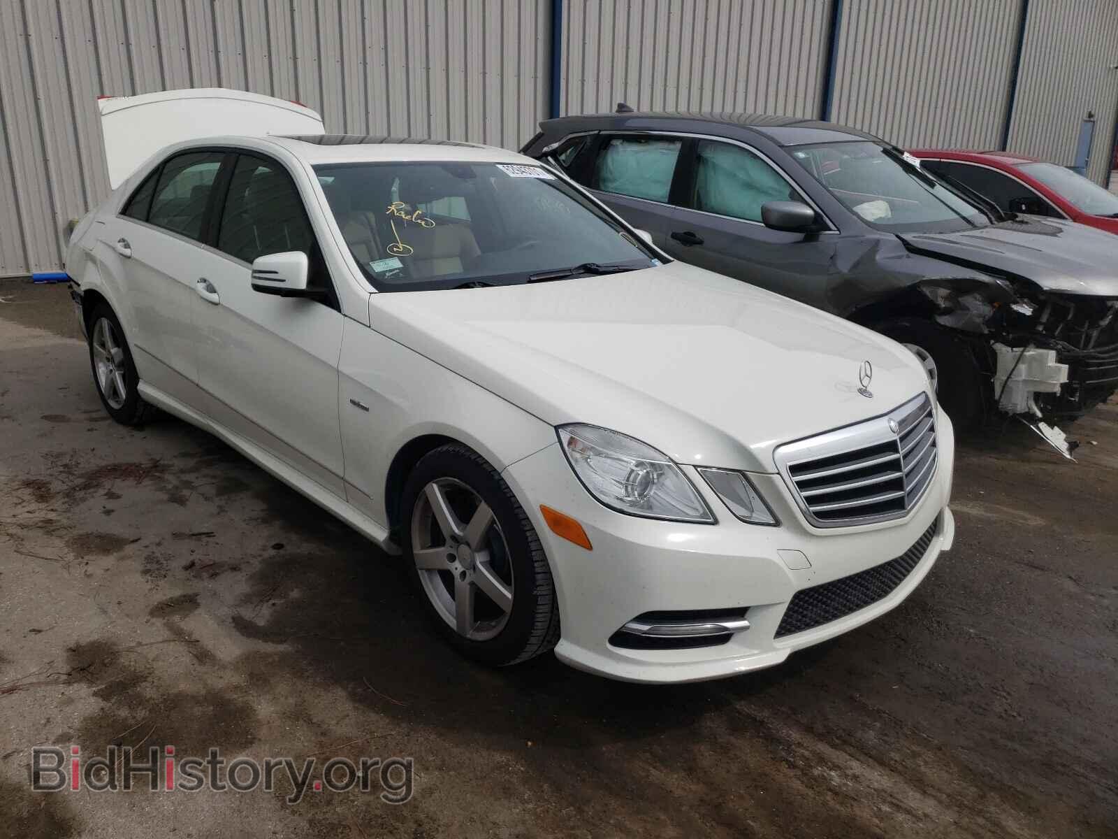 Photo WDDHF2EB6CA565297 - MERCEDES-BENZ E-CLASS 2012