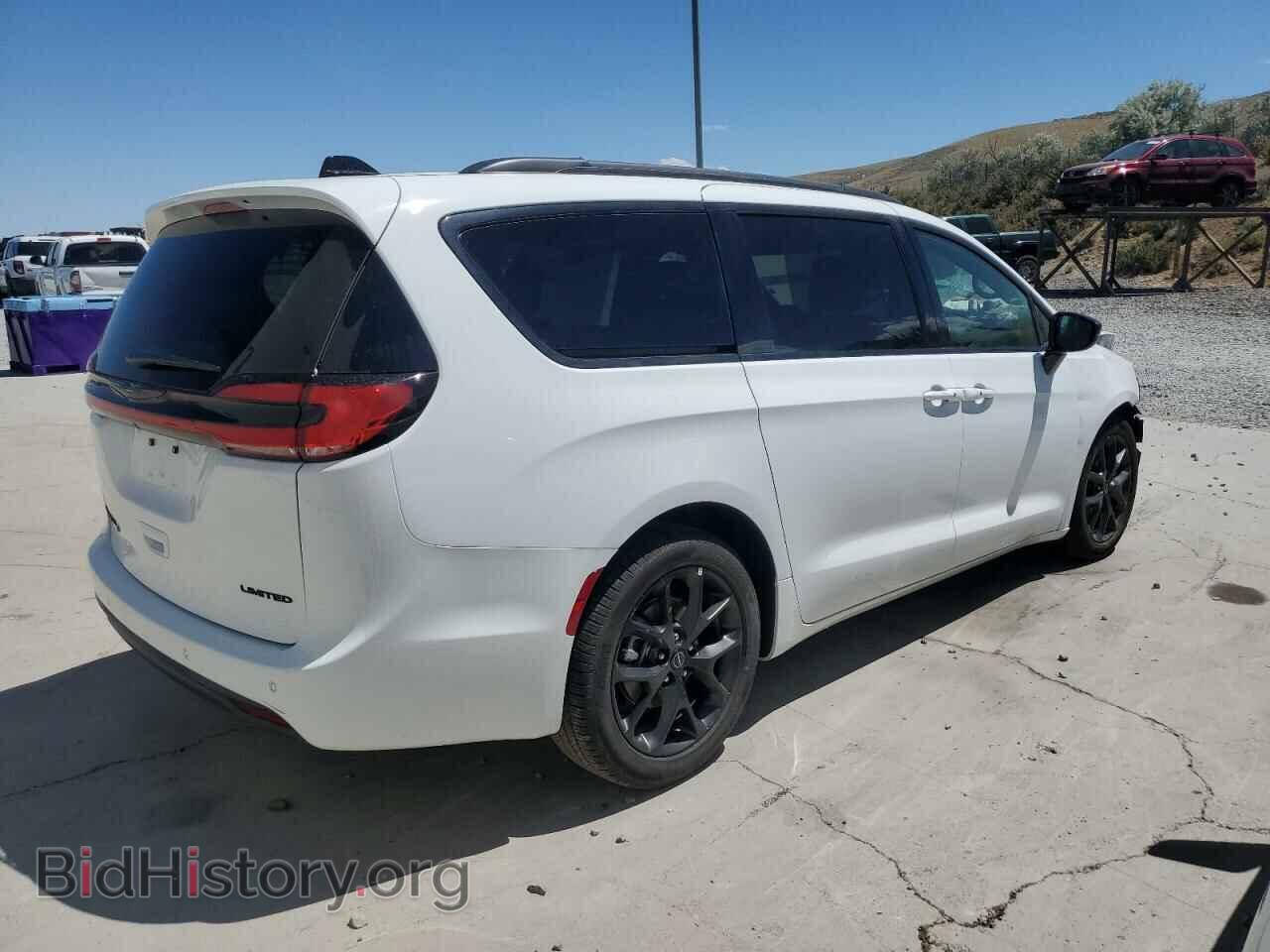 2025 CHRYSLER PACIFICA - VIN: 2C4RC1GG6SR569502 - Фото 3