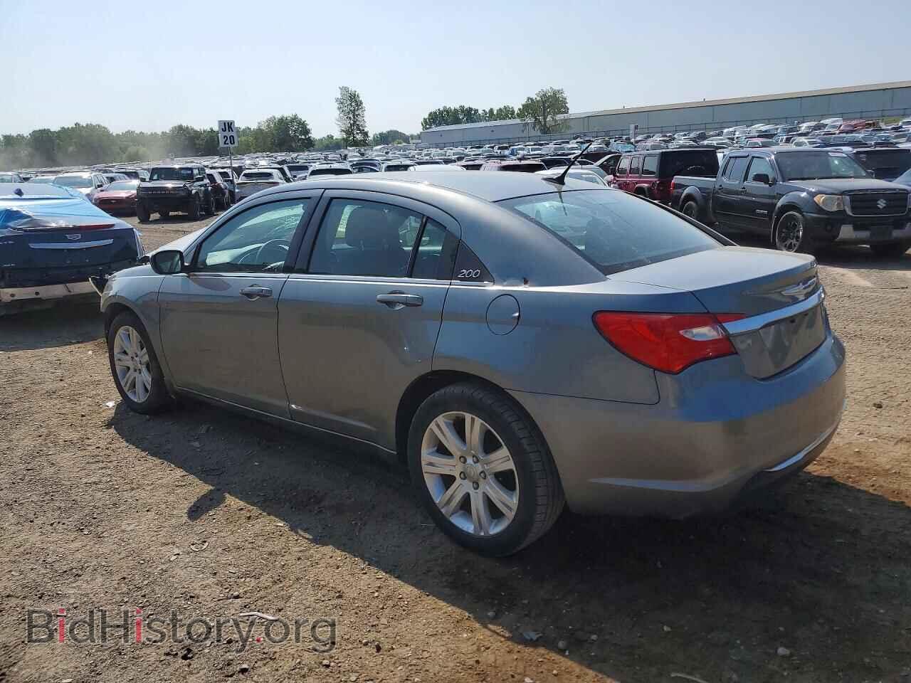 2013 CHRYSLER 200 - VIN: 1C3CCBAB2DN640661 - Photo 2