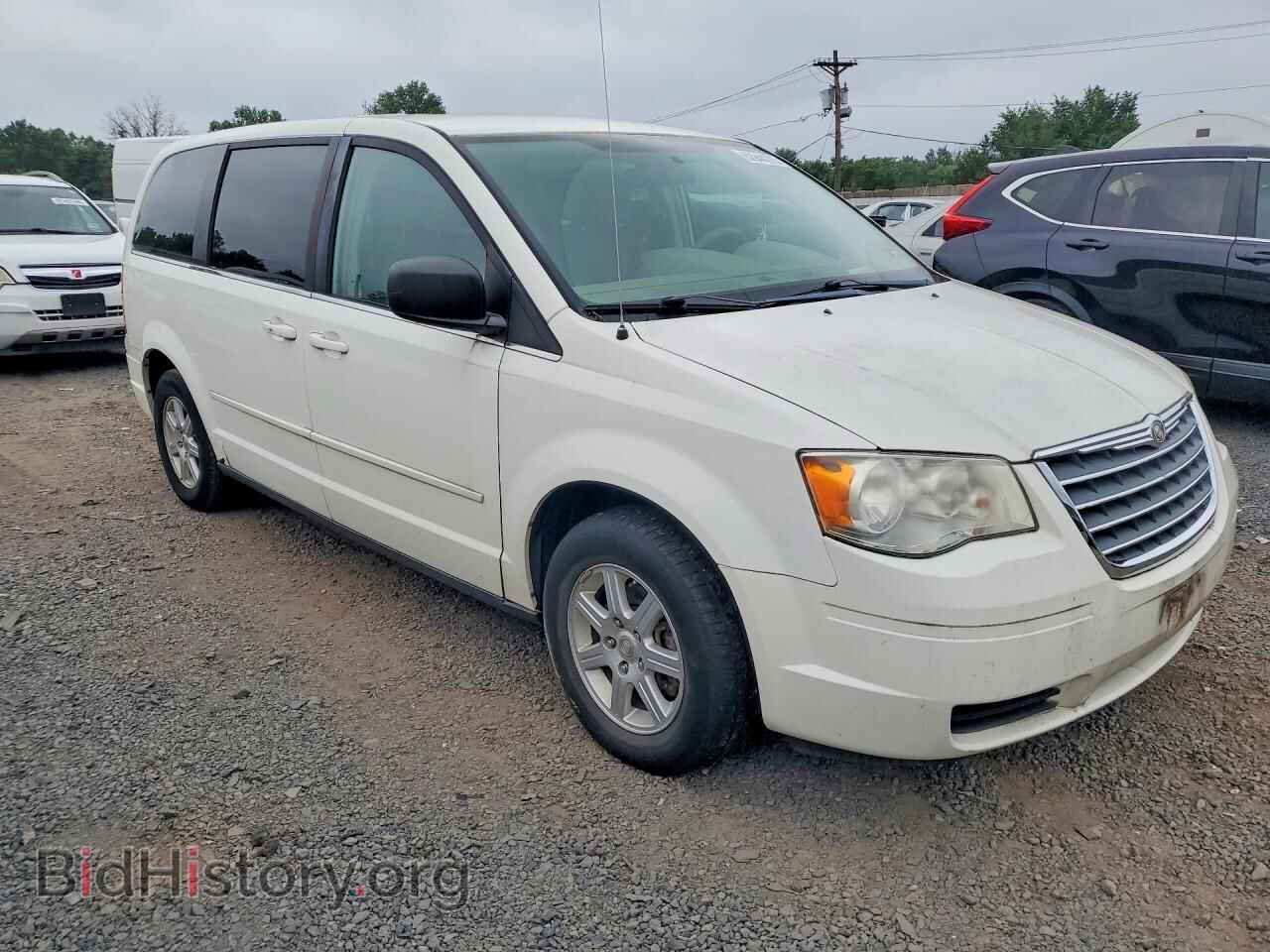 2010 CHRYSLER MINIVAN - VIN: 2A4RR2D18AR351803 - Photo 4