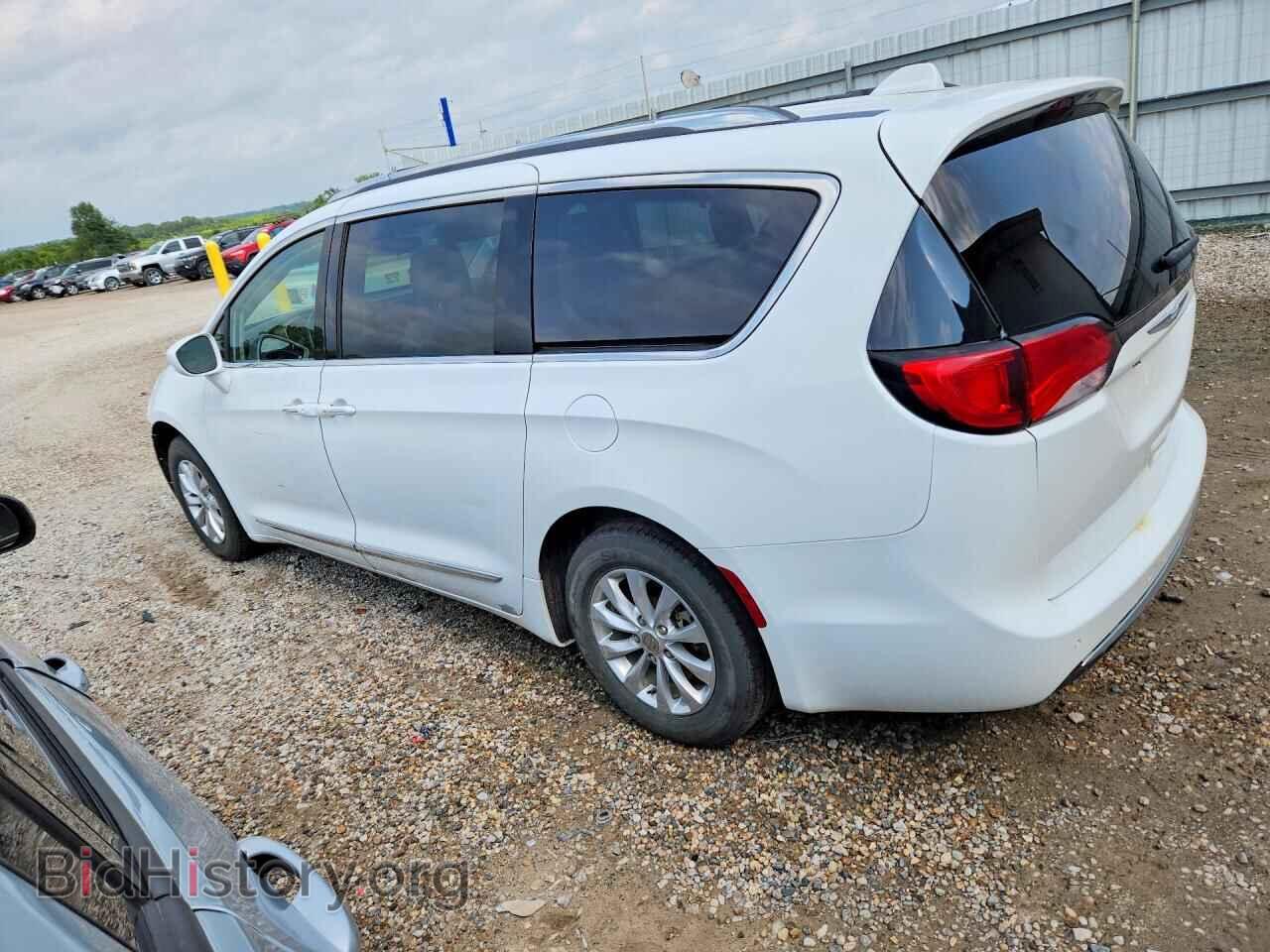 2018 CHRYSLER PACIFICA - VIN: 2C4RC1BG4JR106893 - Фото 2