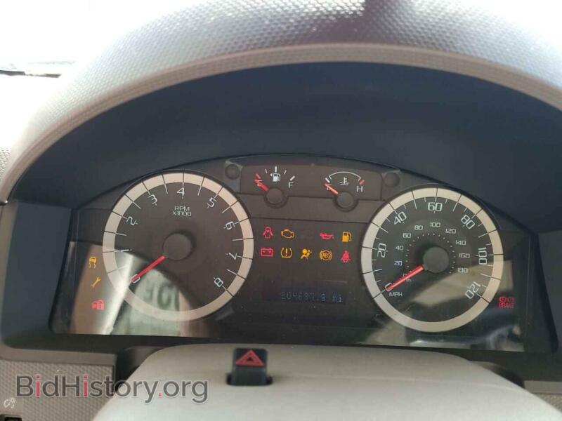 2010 Ford ESCAPE (VIN 1FMCU0D73AKB56348) — photo 9 of 12