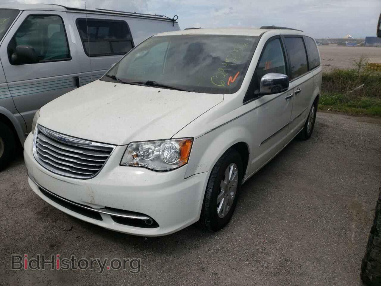2011 CHRYSLER MINIVAN - VIN: 2A4RR8DG7BR682039 - Photo 2