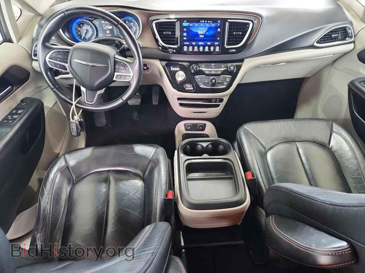 2017 CHRYSLER PACIFICA - VIN: 2C4RC1BG2HR785136 - Фото 8