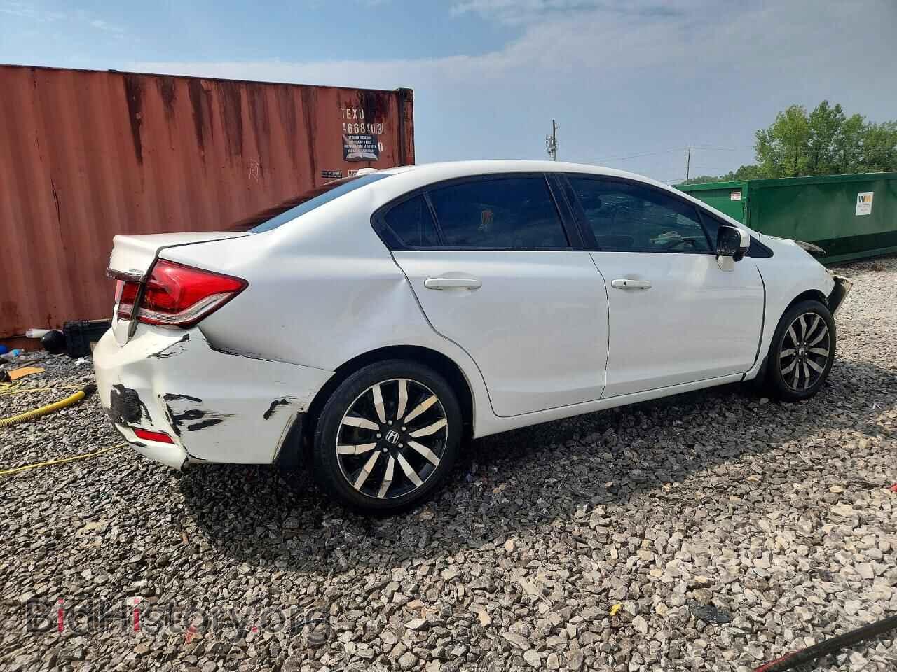 2015 HONDA CIVIC - VIN: 19XFB2F95FE049670 - Фото 3