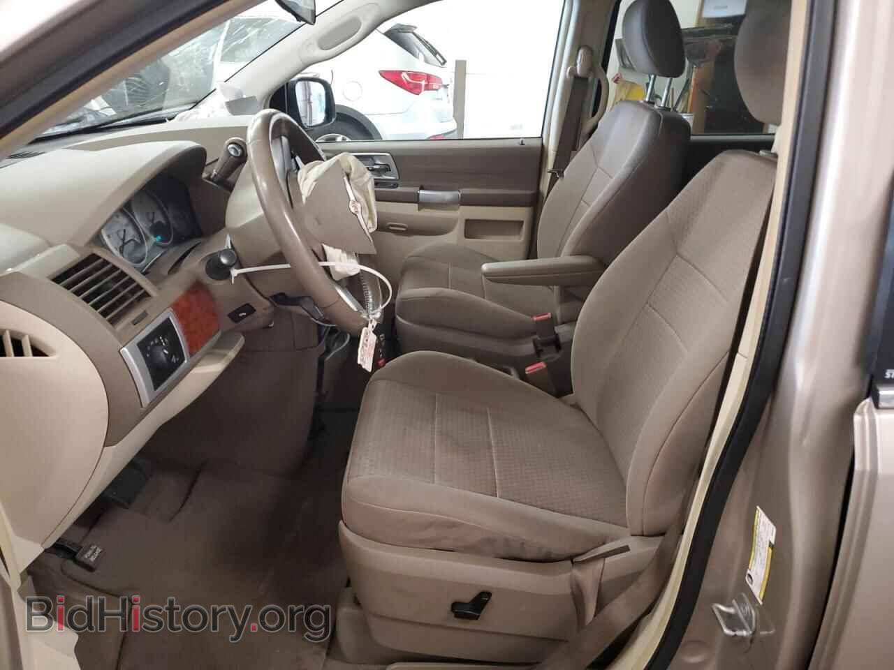 2008 CHRYSLER MINIVAN - VIN: 2A8HR54P68R838749 - Фото 7