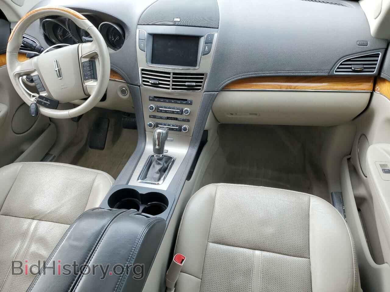 2012 LINCOLN MKT - VIN: 2LMHJ5AT9CBL53197 - Фото 8