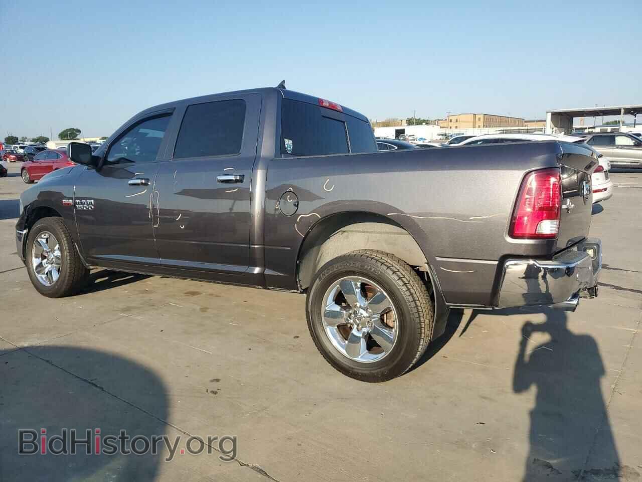 2016 RAM 1500 - VIN: 1C6RR6LT4GS241717 - Фото 2