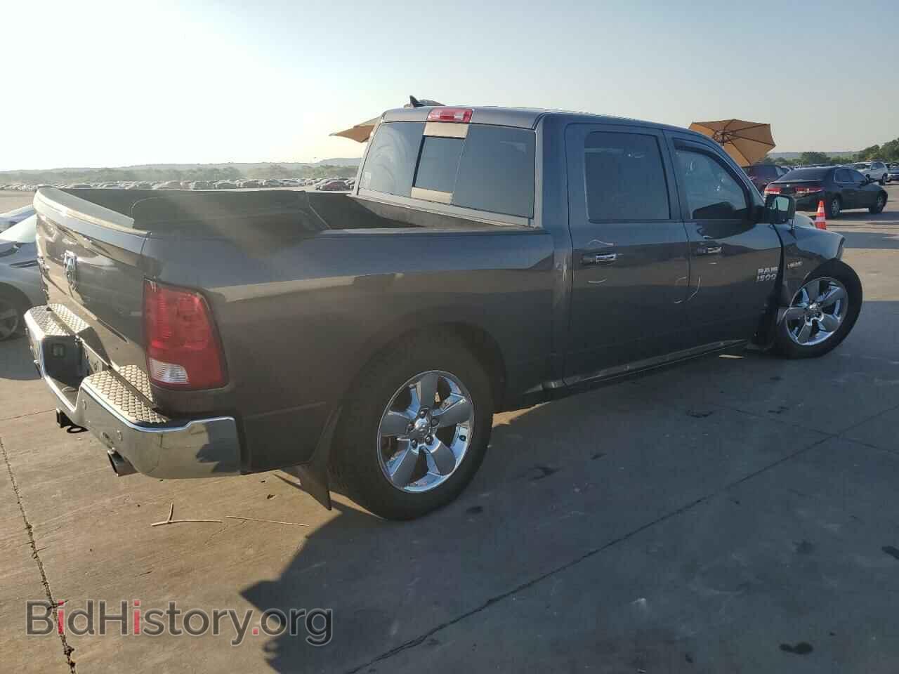 2016 RAM 1500 - VIN: 1C6RR6LT4GS241717 - Фото 3