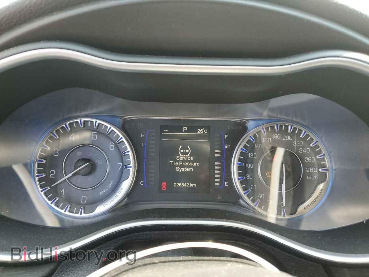 2015 CHRYSLER 200 - VIN: 1C3CCCAB5FN651100 - Фото 9