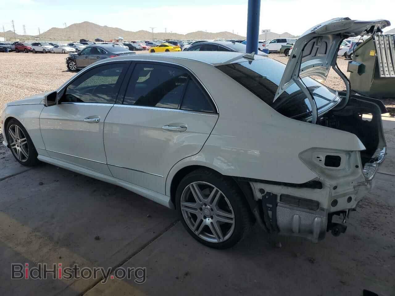 2010 MERCEDES-BENZ E-CLASS - VIN: WDDHF5GB4AA067661 - Фото 2