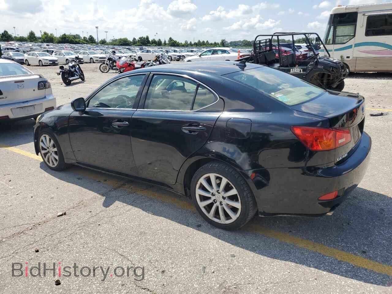 2008 LEXUS IS - VIN: JTHCK262385025242 - Фото 2