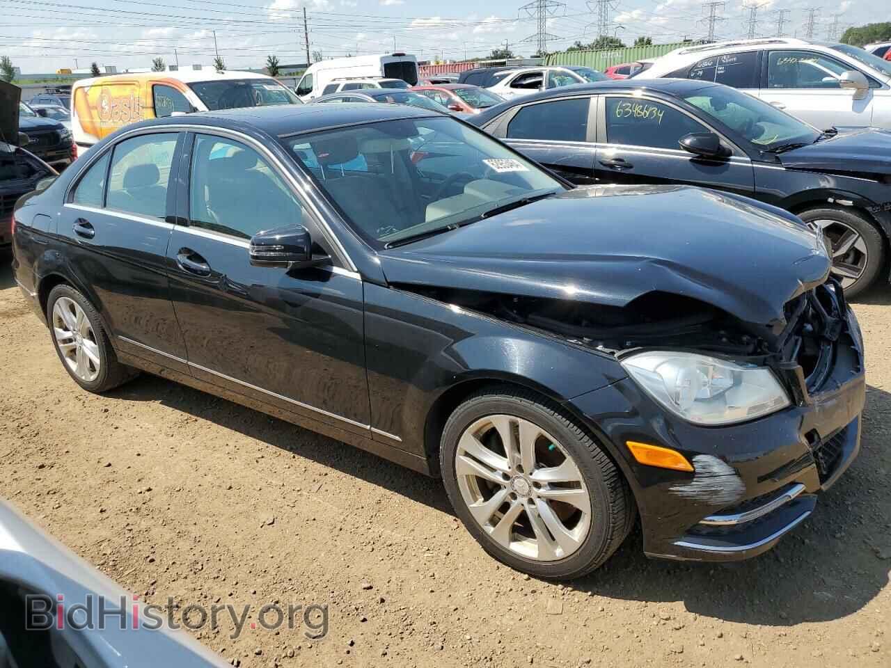 2013 MERCEDES-BENZ C-CLASS - VIN: WDDGF8AB8DR240836 - Фото 4
