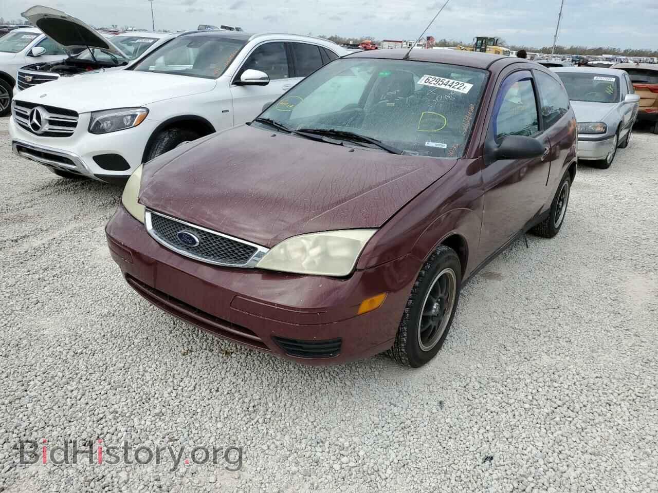 2007 FORD FOCUS - VIN: 1FAFP31N17W313802 - Фото 2