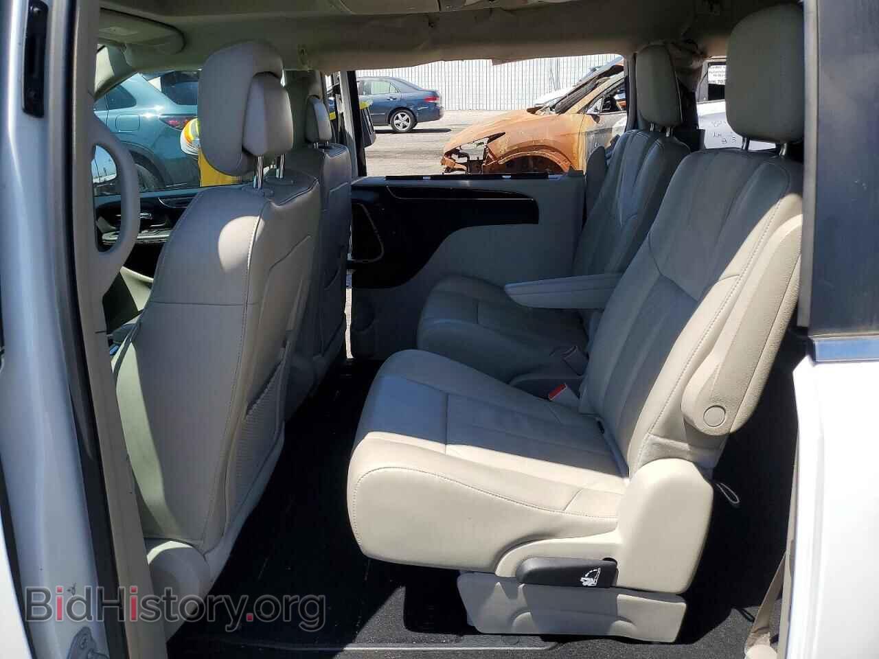 2016 CHRYSLER MINIVAN - VIN: 2C4RC1GG4GR200600 - Photo 11