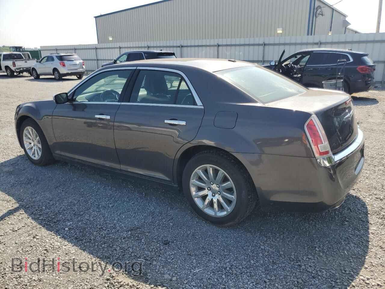 2013 CHRYSLER 300 - VIN: 2C3CCAET0DH630877 - Фото 2