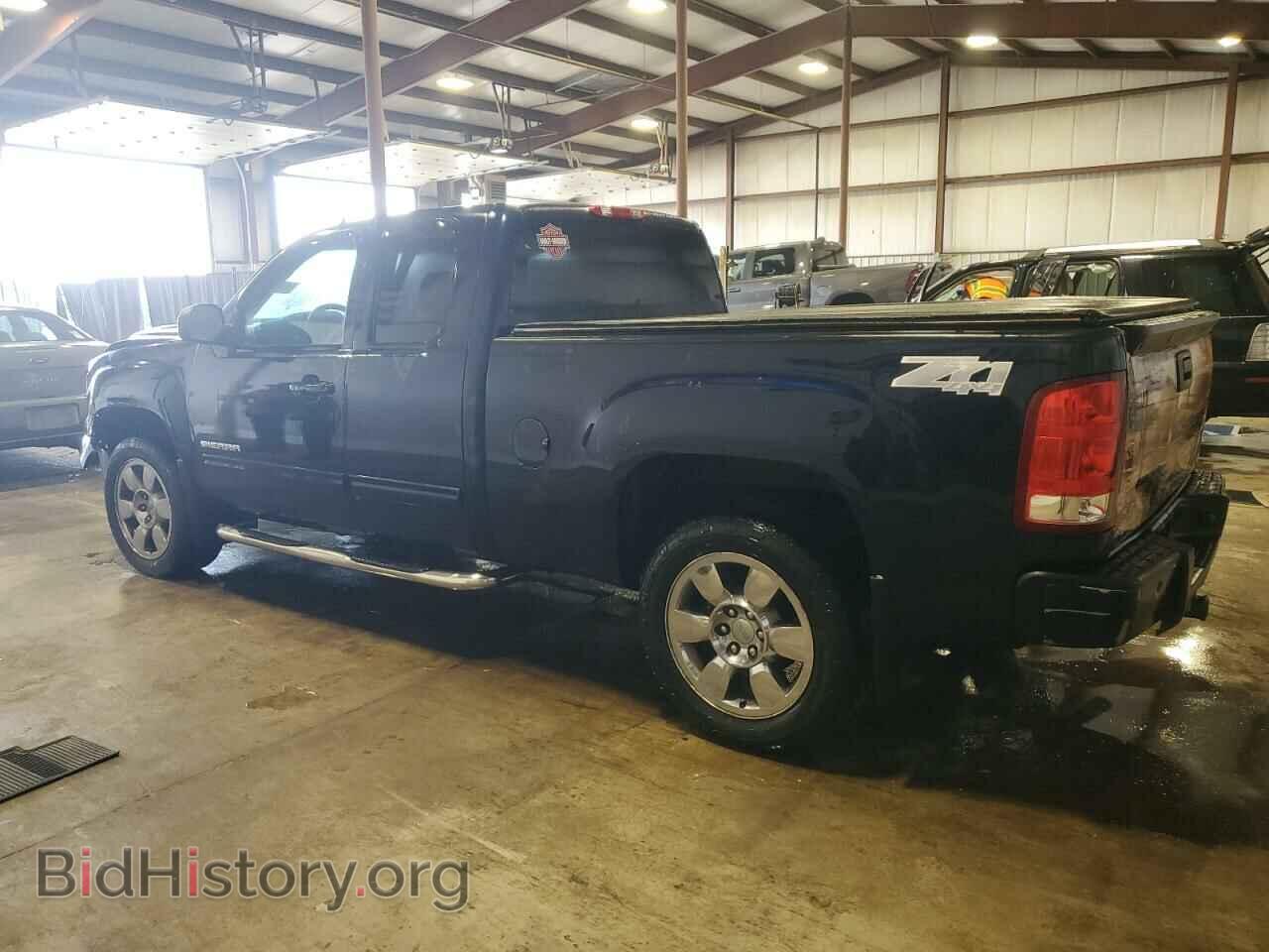 2011 GMC SIERRA - VIN: 1GTR2VE35BZ238877 - Фото 2