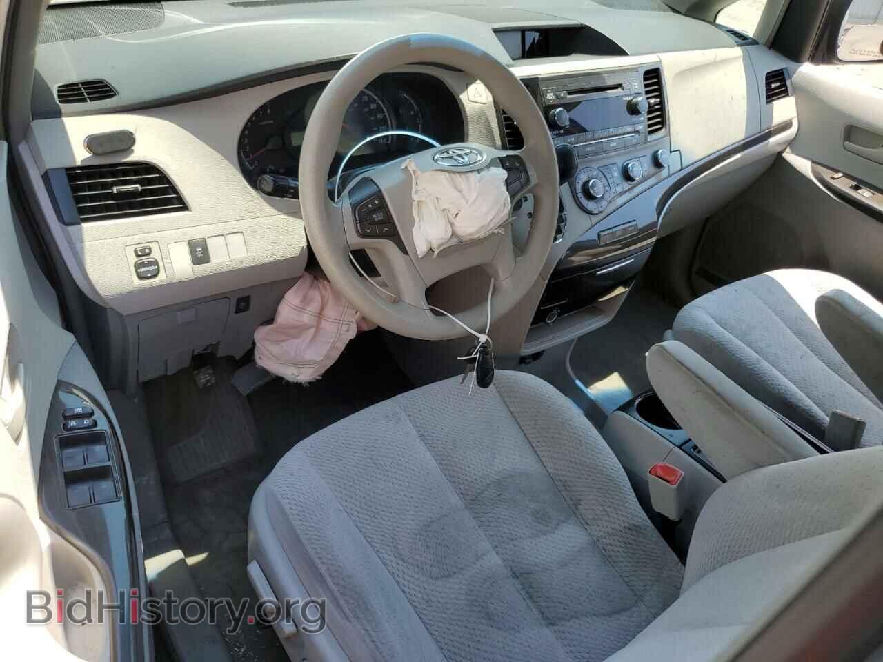 2012 TOYOTA All Models - VIN: 5TDKK3DC1CS239132 - Фото 8