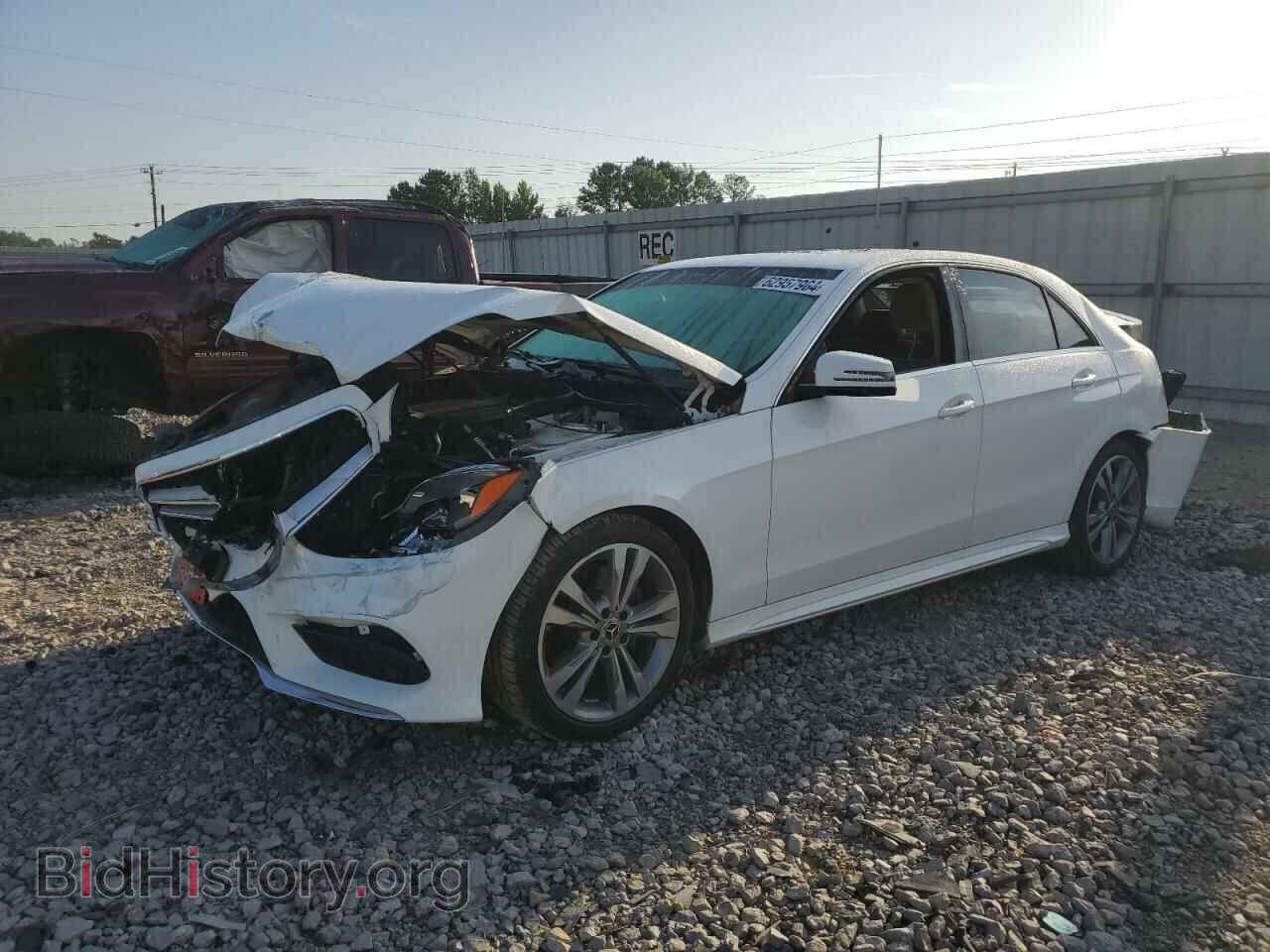 Photo WDDHF5KB0EA983363 - MERCEDES-BENZ E-CLASS 2014