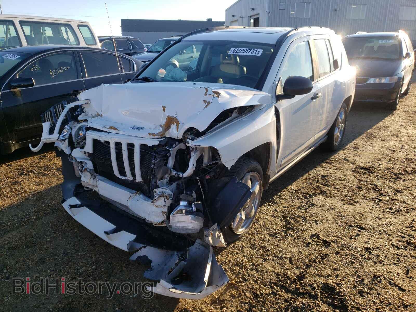 2009 JEEP COMPASS - VIN: 1J4FF57B79D212388 - Фото 2