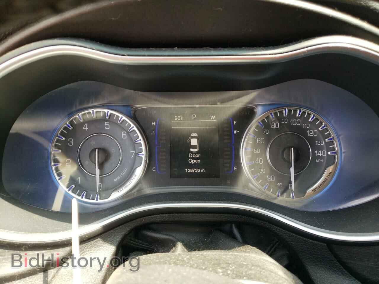 2015 CHRYSLER 200 - VIN: 1C3CCCAB1FN599710 - Фото 9