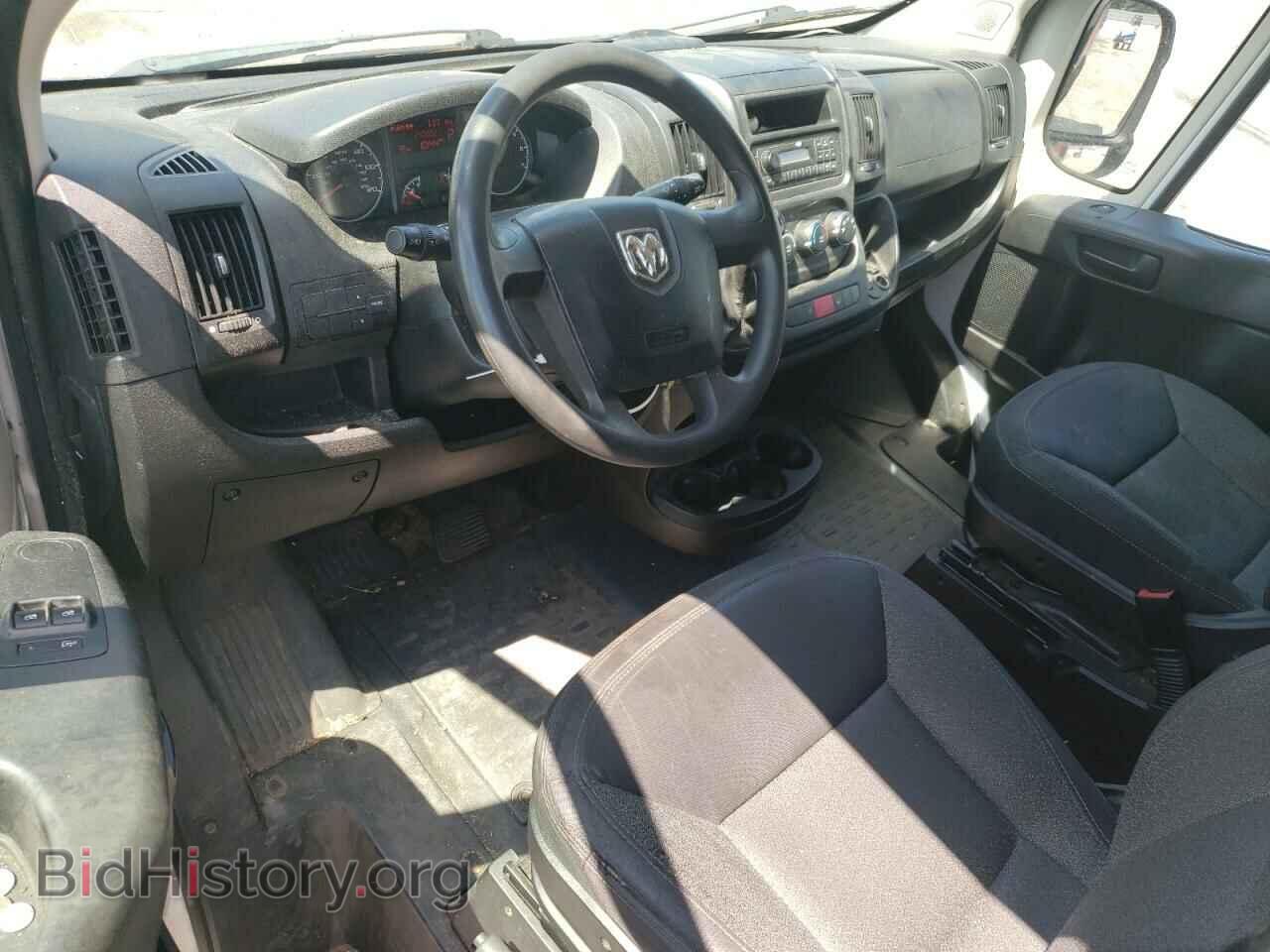 2016 RAM All Models - VIN: 3C6TRVNG0GE127183 - Photo 8