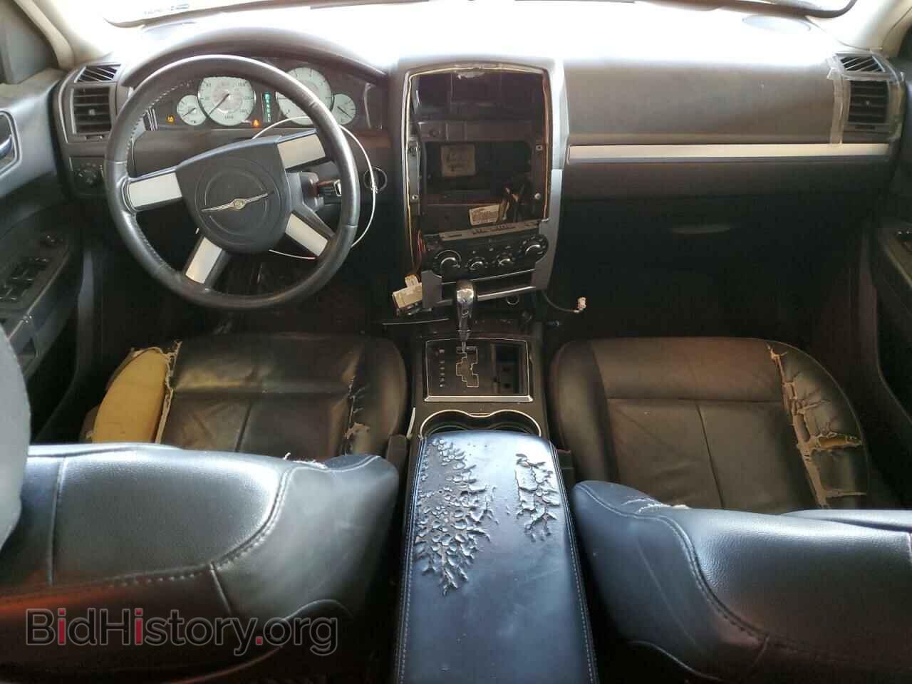 2010 CHRYSLER 300 - VIN: 2C3CA5CV3AH315343 - Фото 8