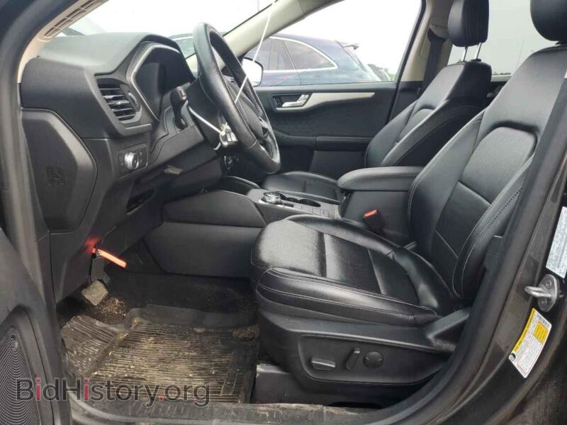 2020 Ford ESCAPE (VIN 1FMCU9H6XLUA53375) — фото 7 из 13