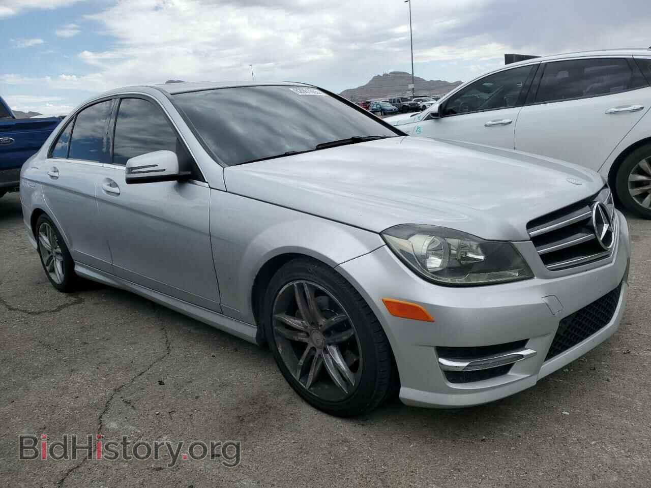 2014 MERCEDES-BENZ C-CLASS - VIN: WDDGF4HB8EA959924 - Фото 4