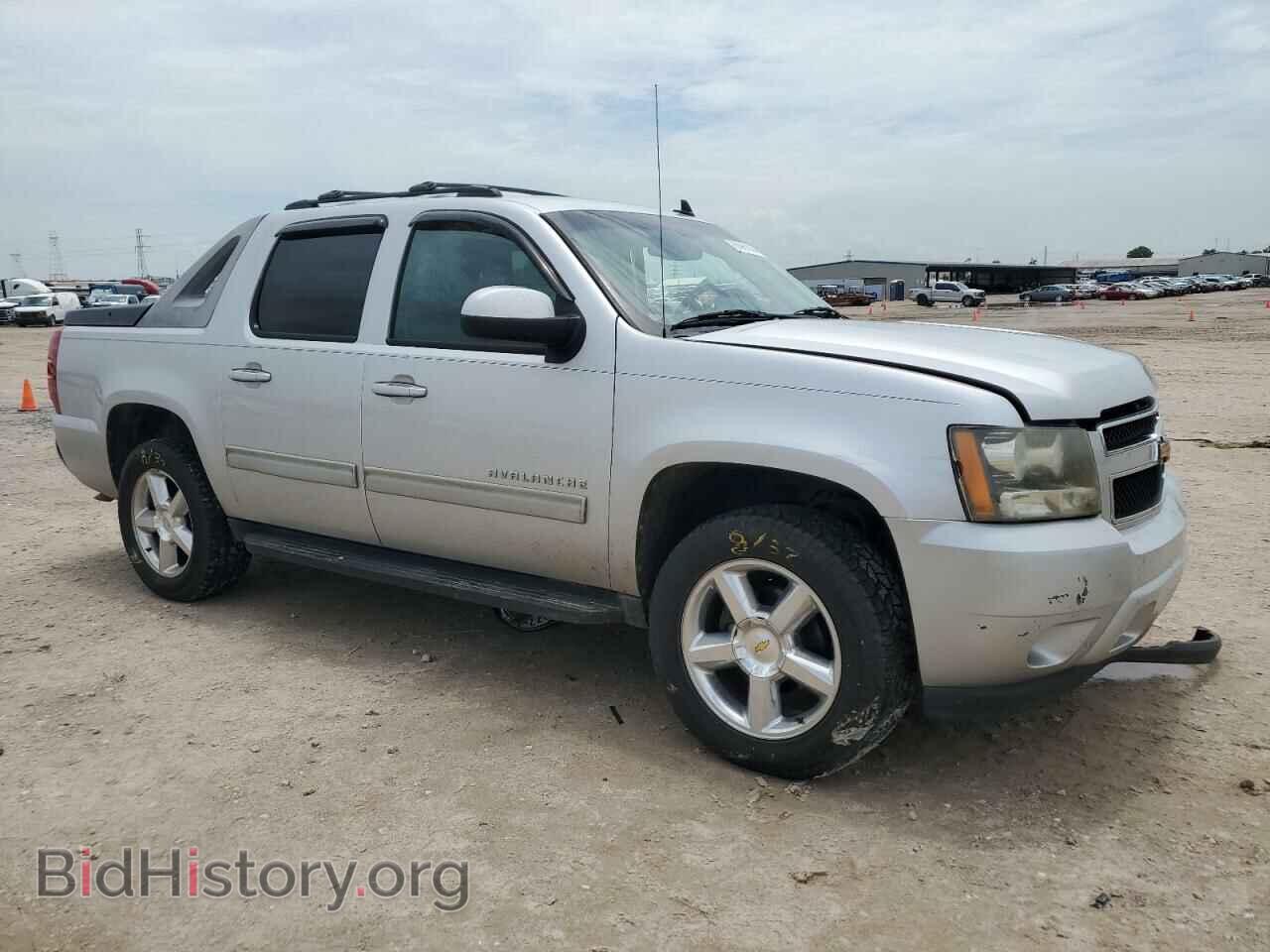 2011 CHEVROLET AVALANCHE - VIN: 3GNTKEE35BG112113 - Фото 4