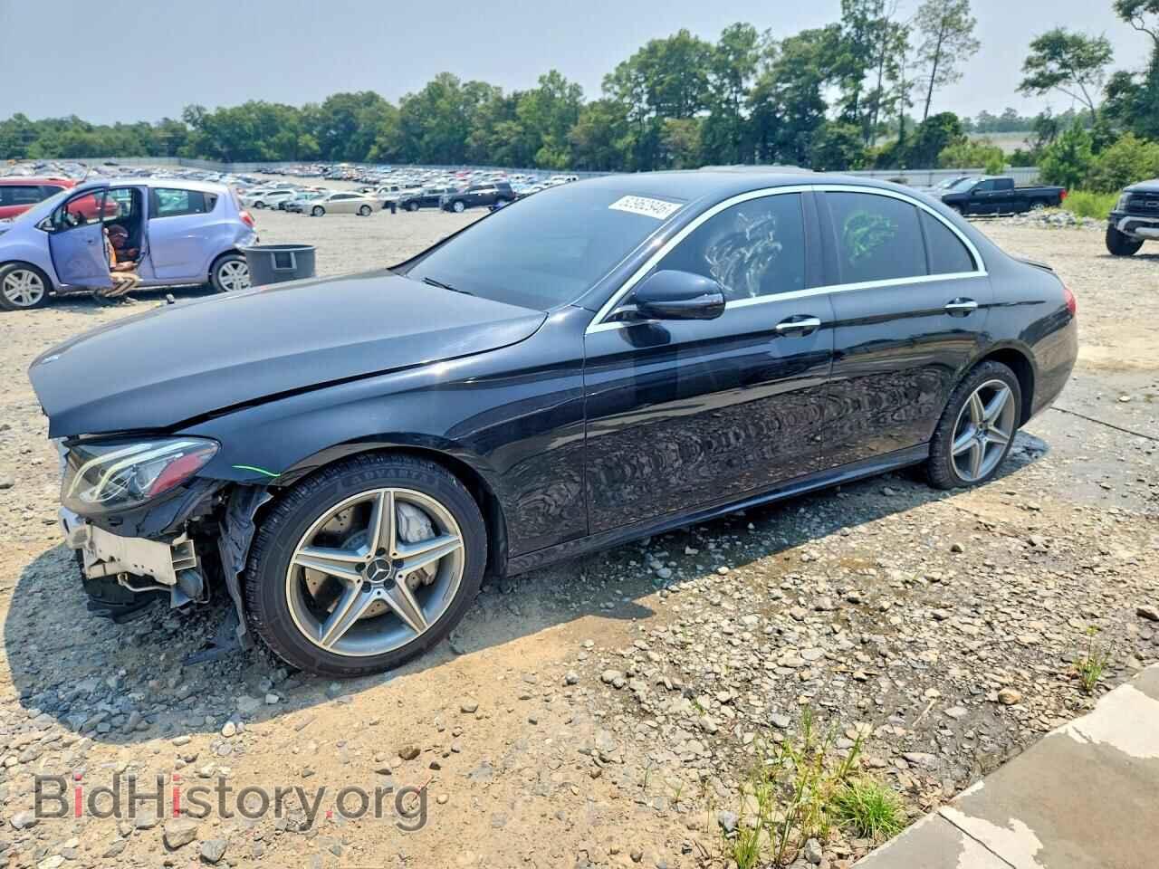 Photo WDDZF4JB3HA042560 - MERCEDES-BENZ E-CLASS 2017