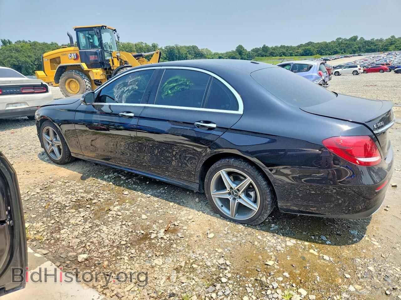 2017 MERCEDES-BENZ E-CLASS - VIN: WDDZF4JB3HA042560 - Photo 2