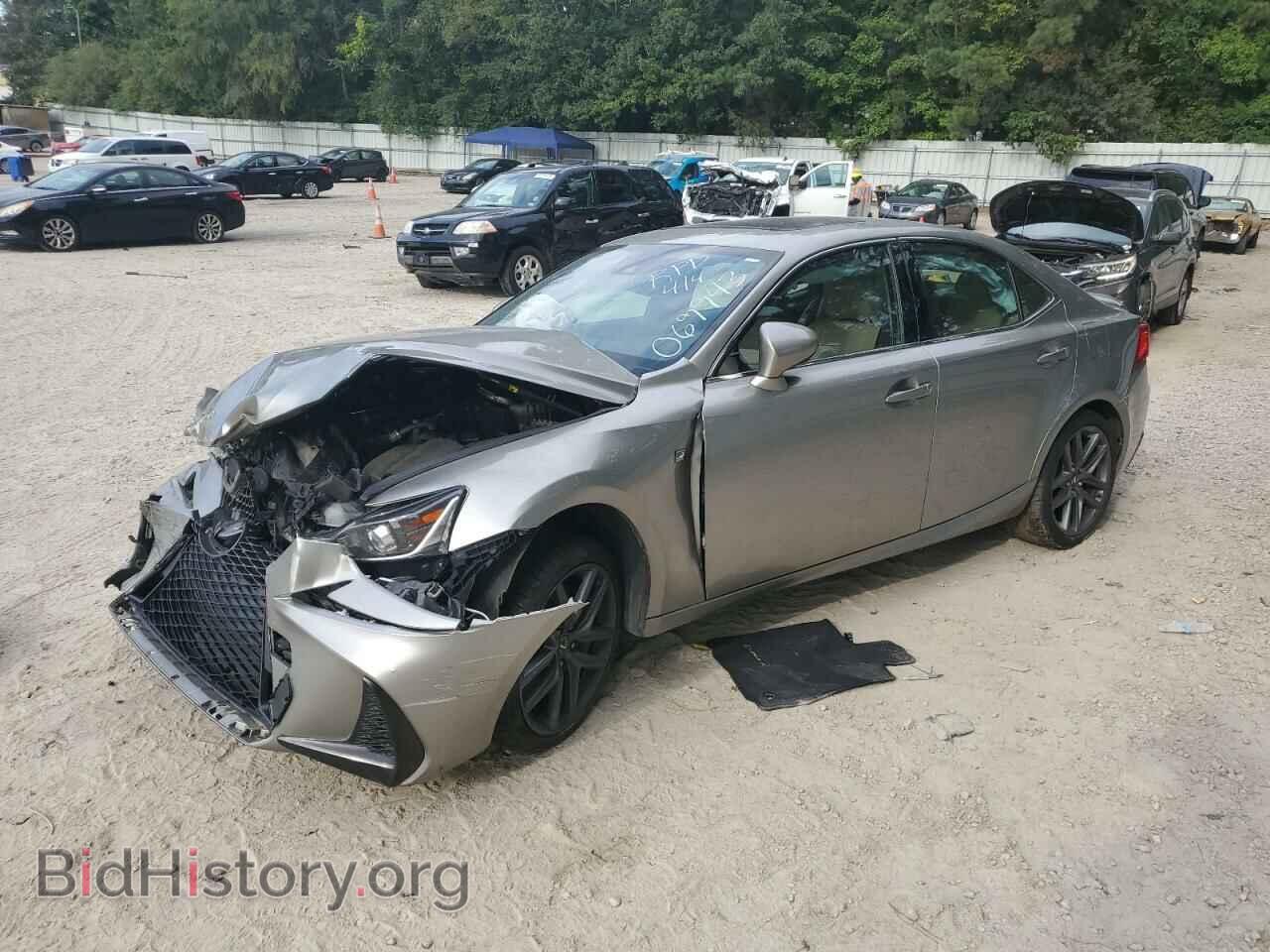 Photo JTHBA1D29J5069943 - LEXUS IS 2018