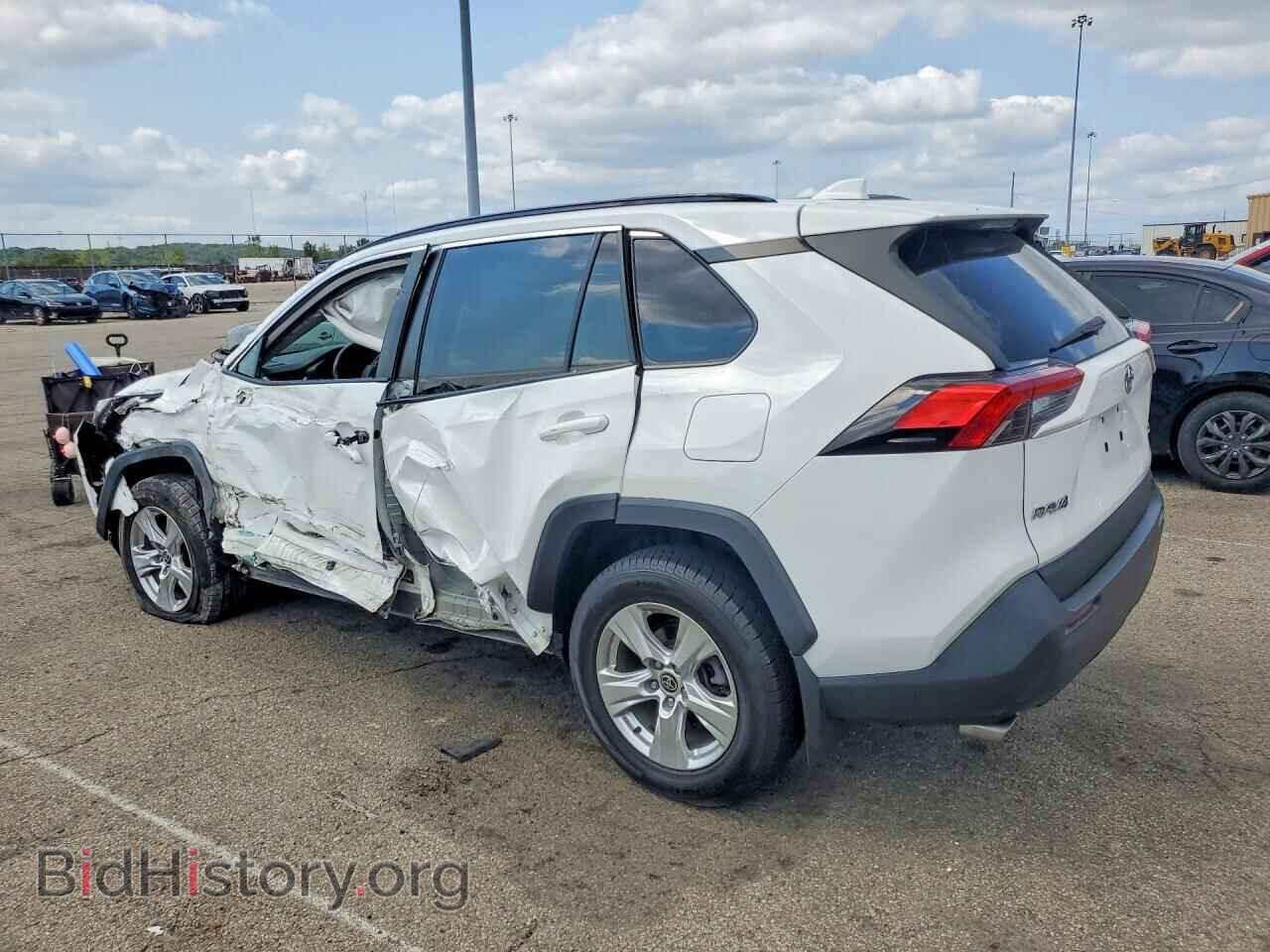 2021 TOYOTA RAV4 - VIN: 2T3W1RFVXMC171128 - Фото 2