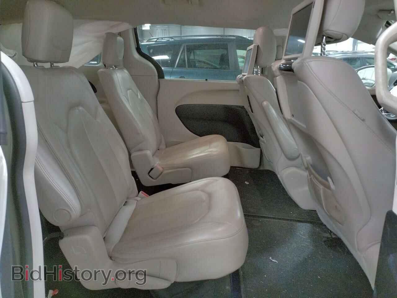 2017 CHRYSLER PACIFICA - VIN: 2C4RC1EG3HR577164 - Photo 11