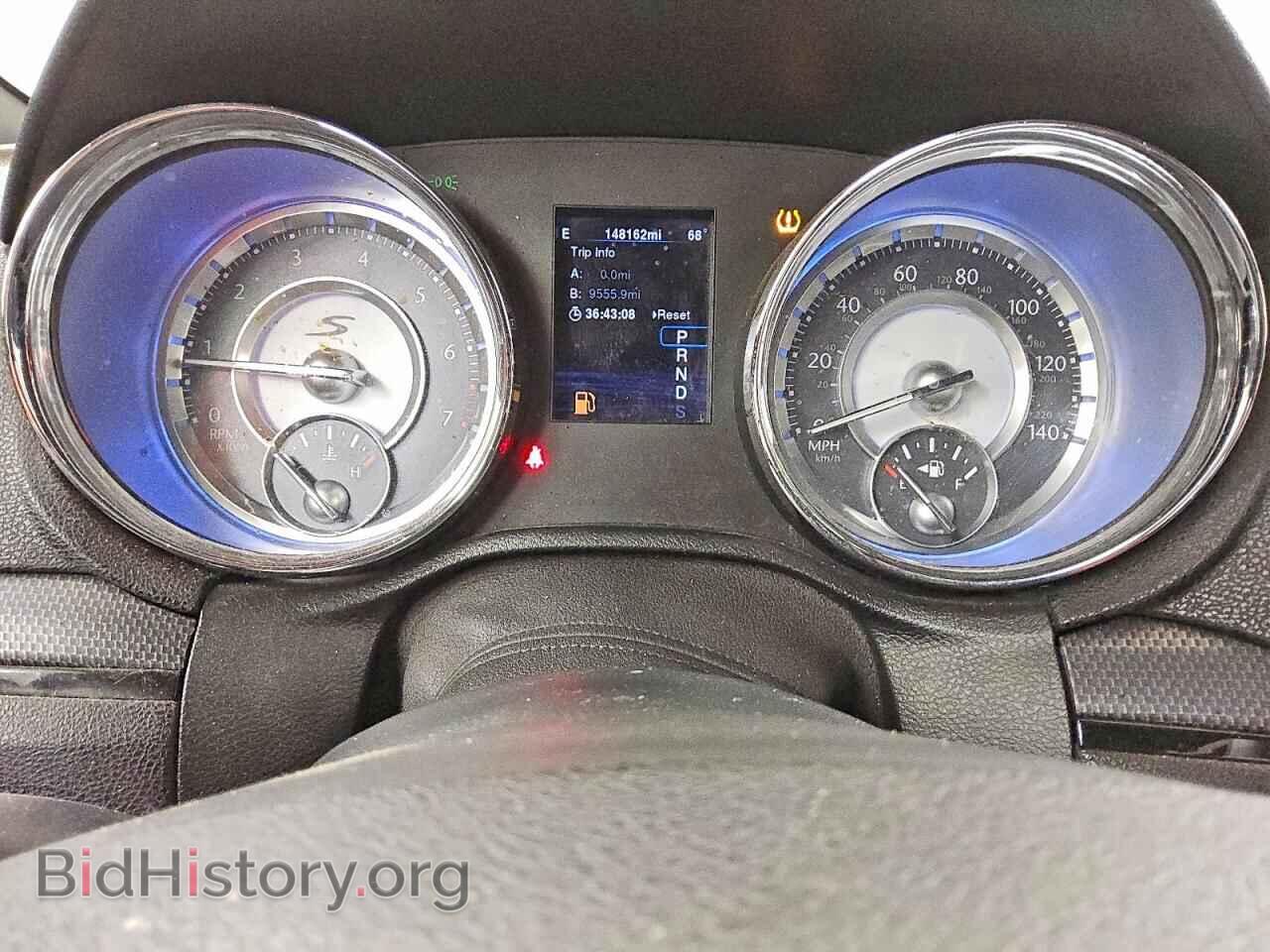 2014 CHRYSLER 300 - VIN: 2C3CCABG5EH183004 - Photo 9