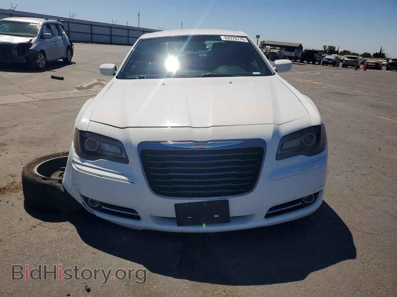 2014 CHRYSLER 300 - VIN: 2C3CCABG4EH352235 - Photo 5